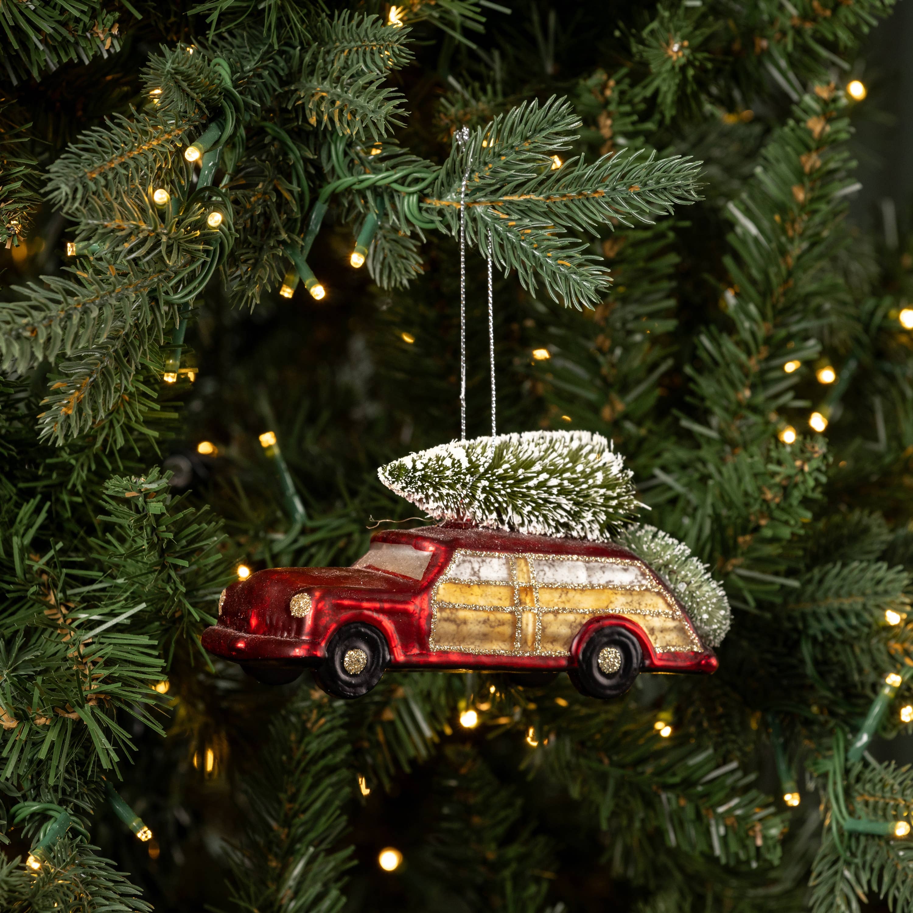 RED WOODY ORNAMENT