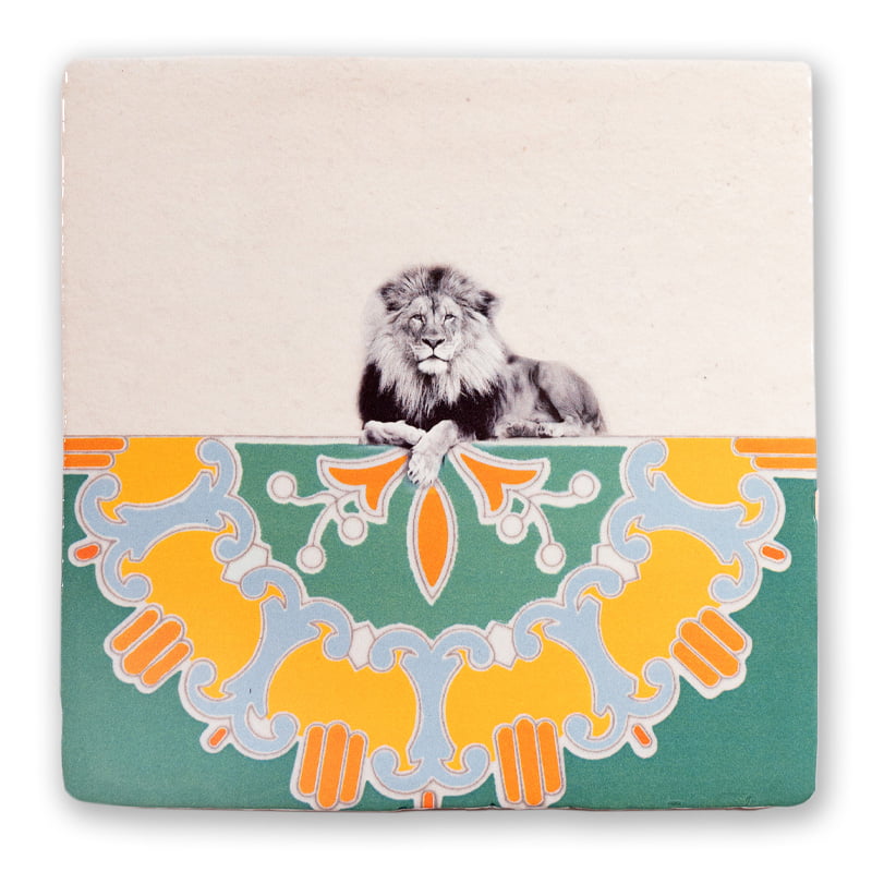 Ruler of the Jungle Delft Tile