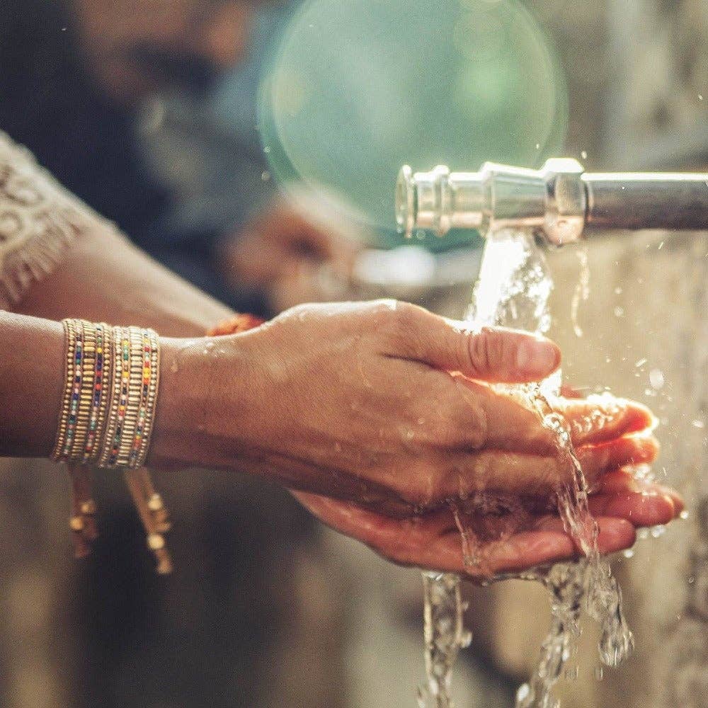 Fair-trade Darjeeling Beaded Bracelet | Gold