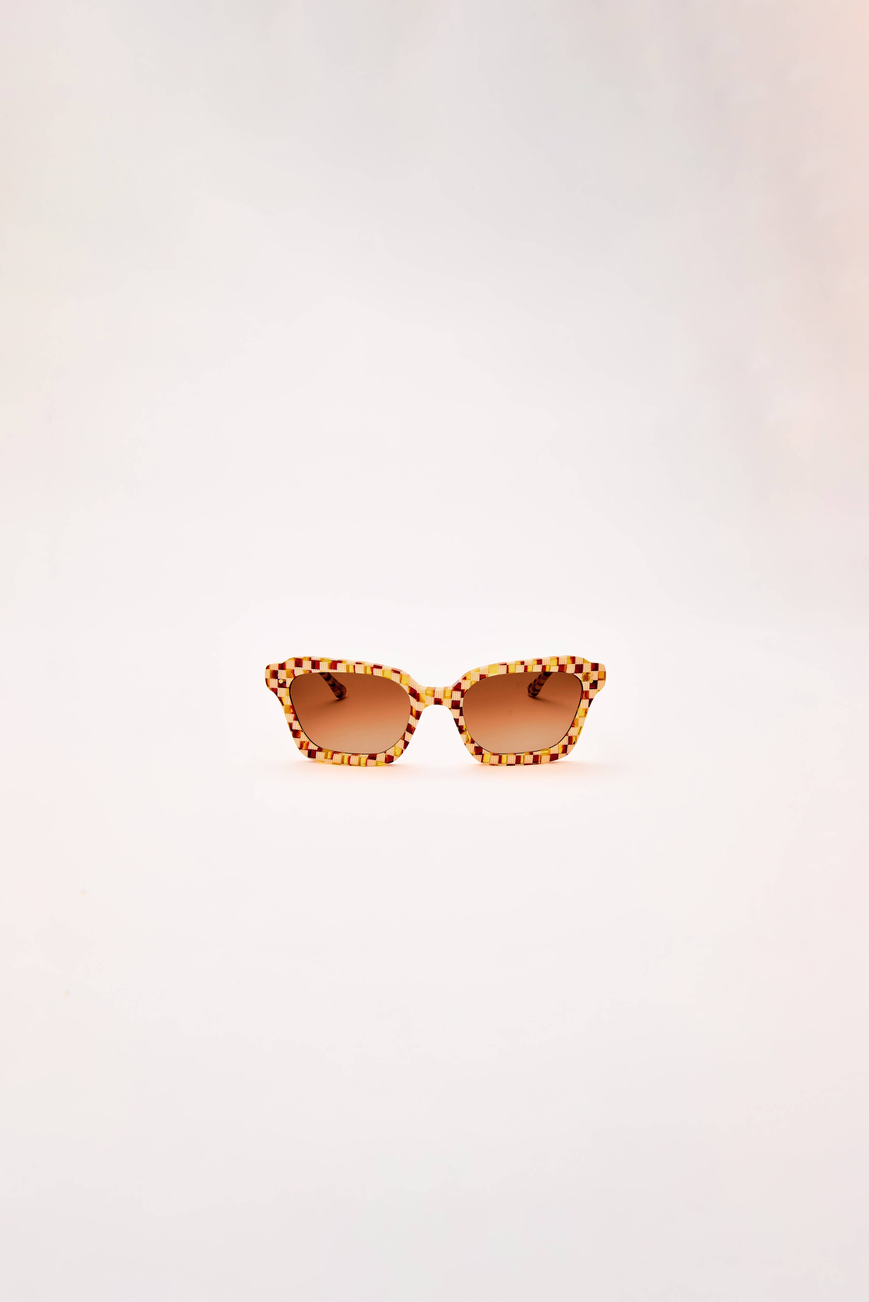 SARDINE - Demi - Toasted Moxie Checkered Square Sunglasses