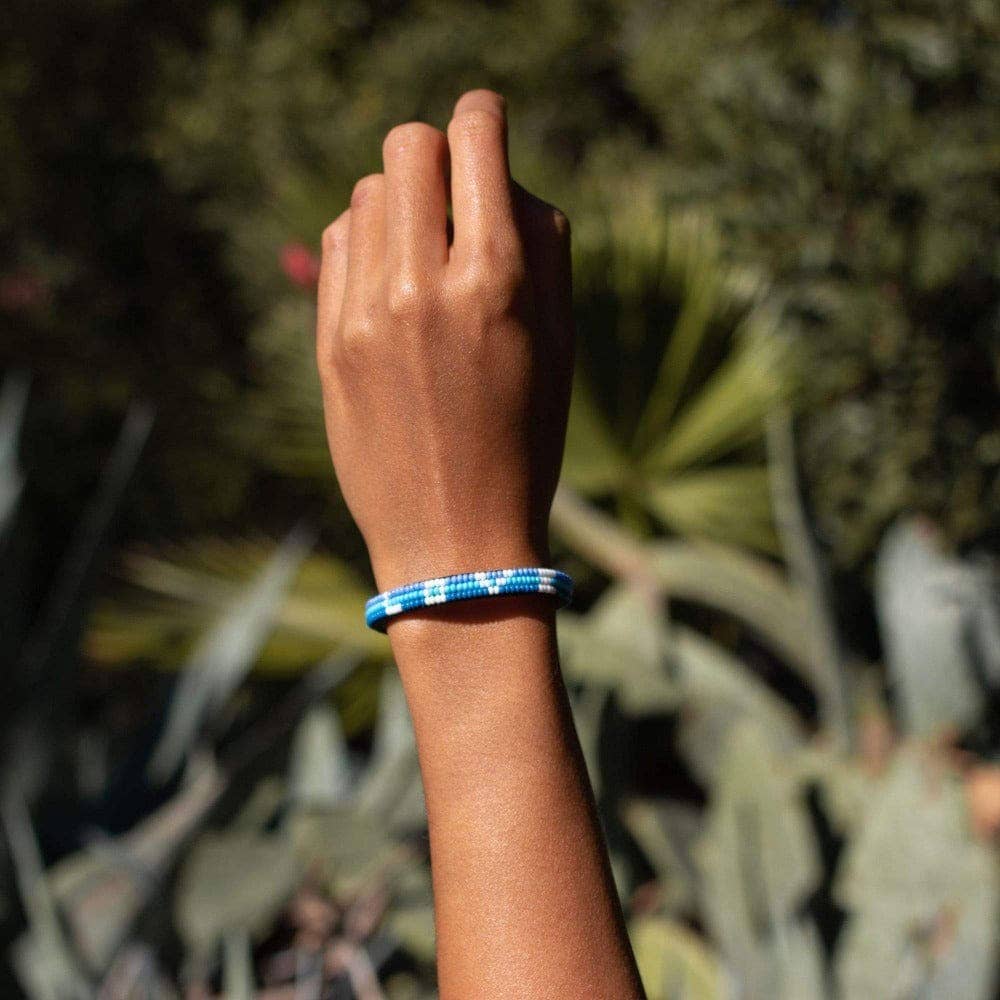 Fair-trade Skinny Ombré Love Bracelet | Aquamarine