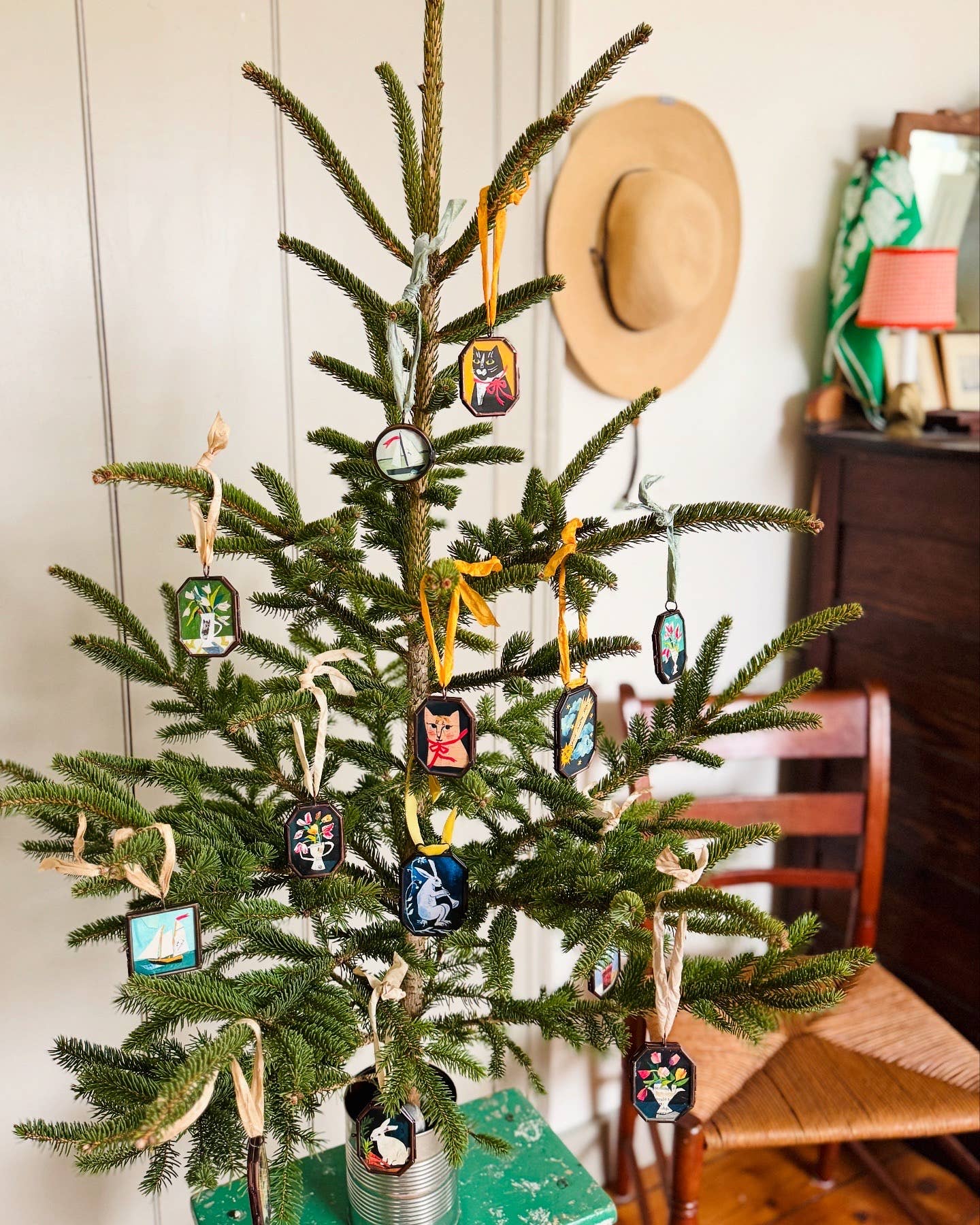 Post Nubes ~ Handmade Art Locket Ornament