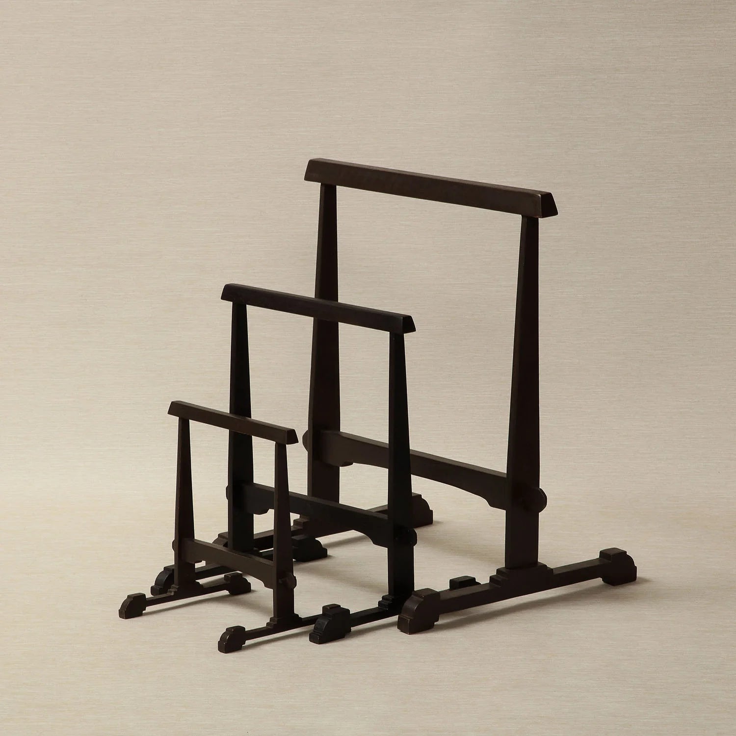 Medium Frame Easel