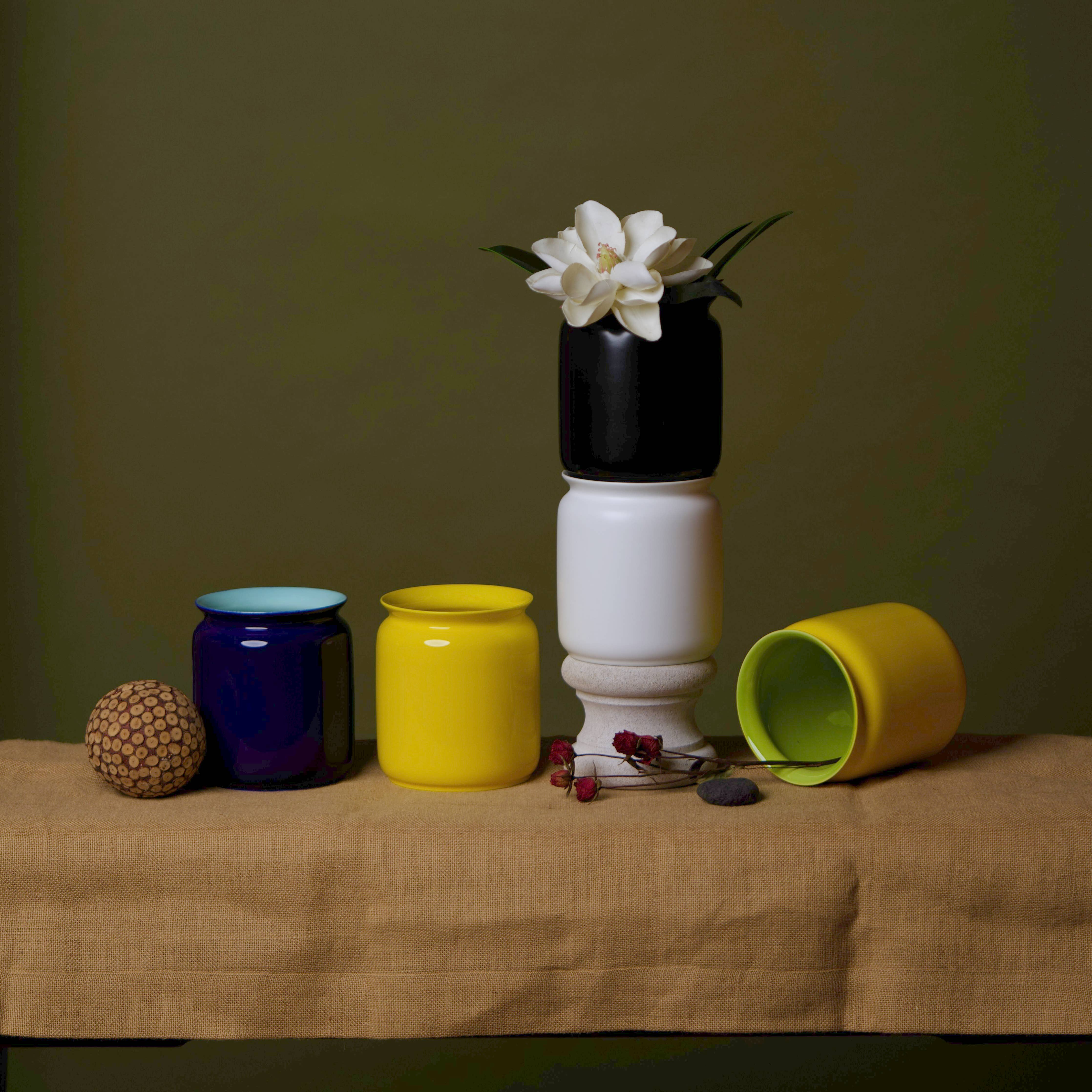 Scholar Glossy Porcelain Vase
