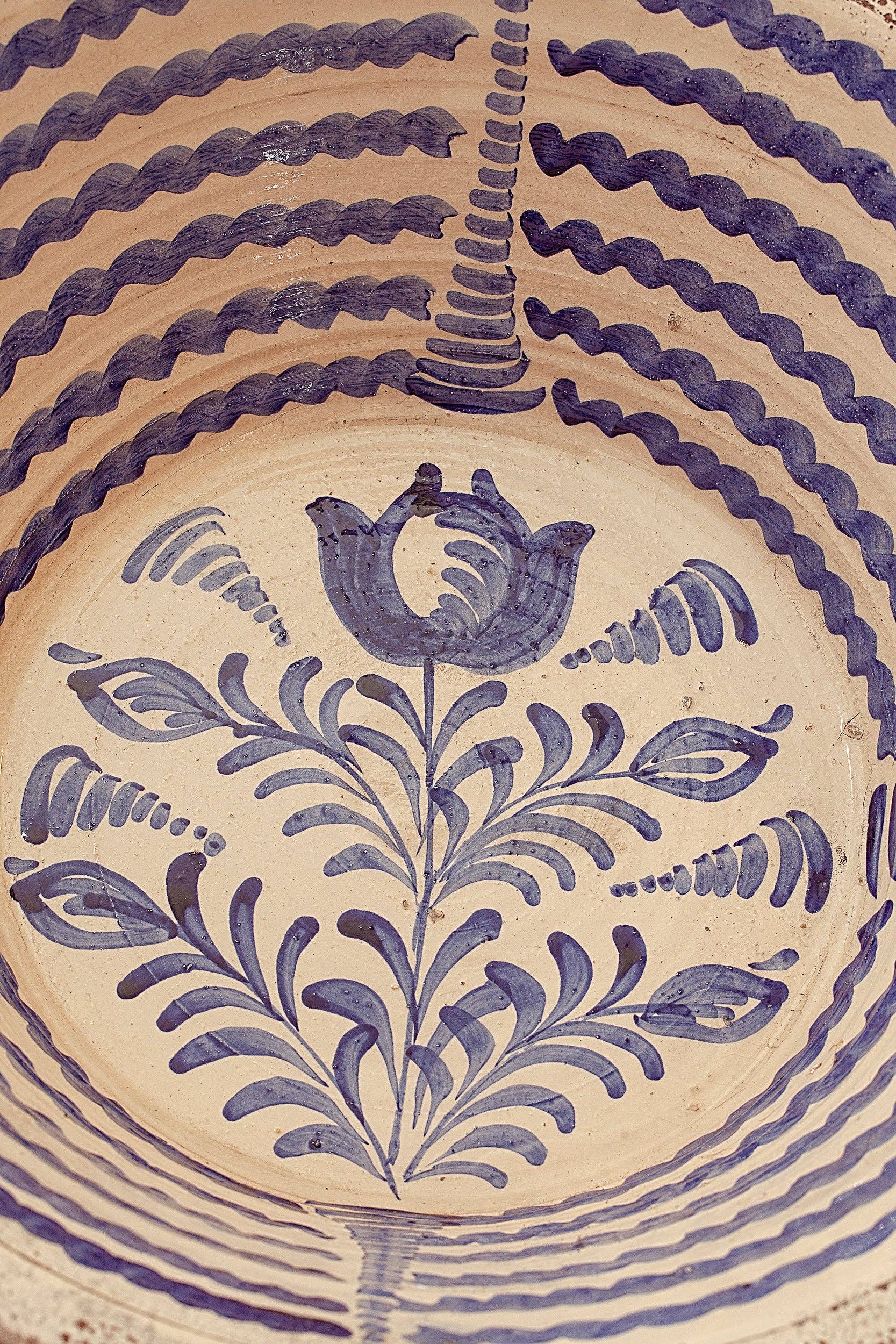 Blue lebrillos granaínos