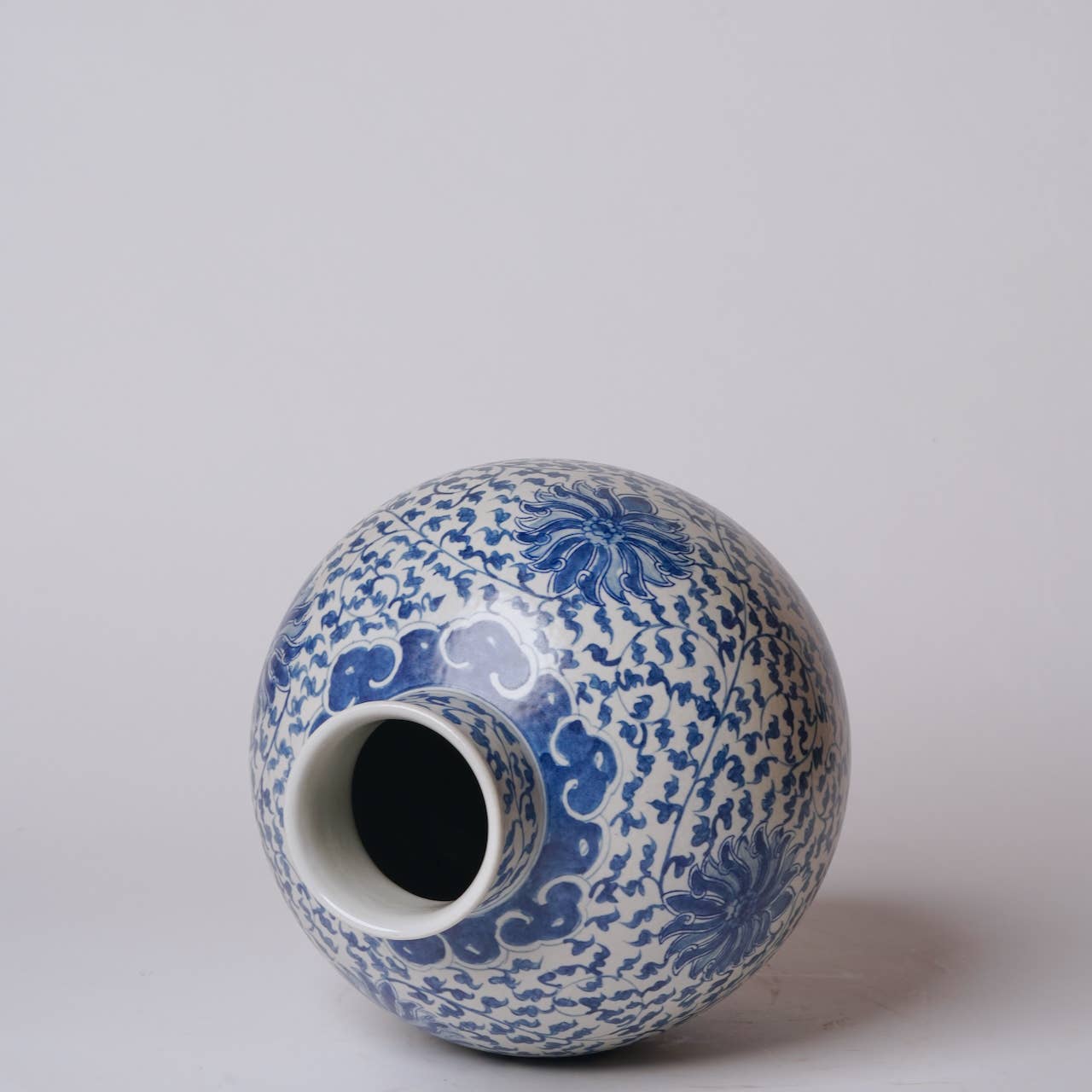 Blue and White Porcelain Scrolling Lotus Globe Vase