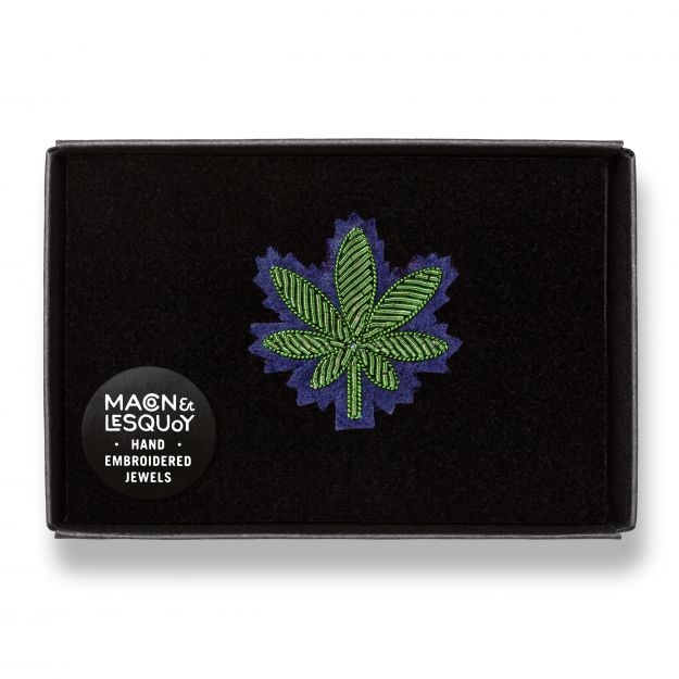 Feuille de Cannabis Embroidered Pin