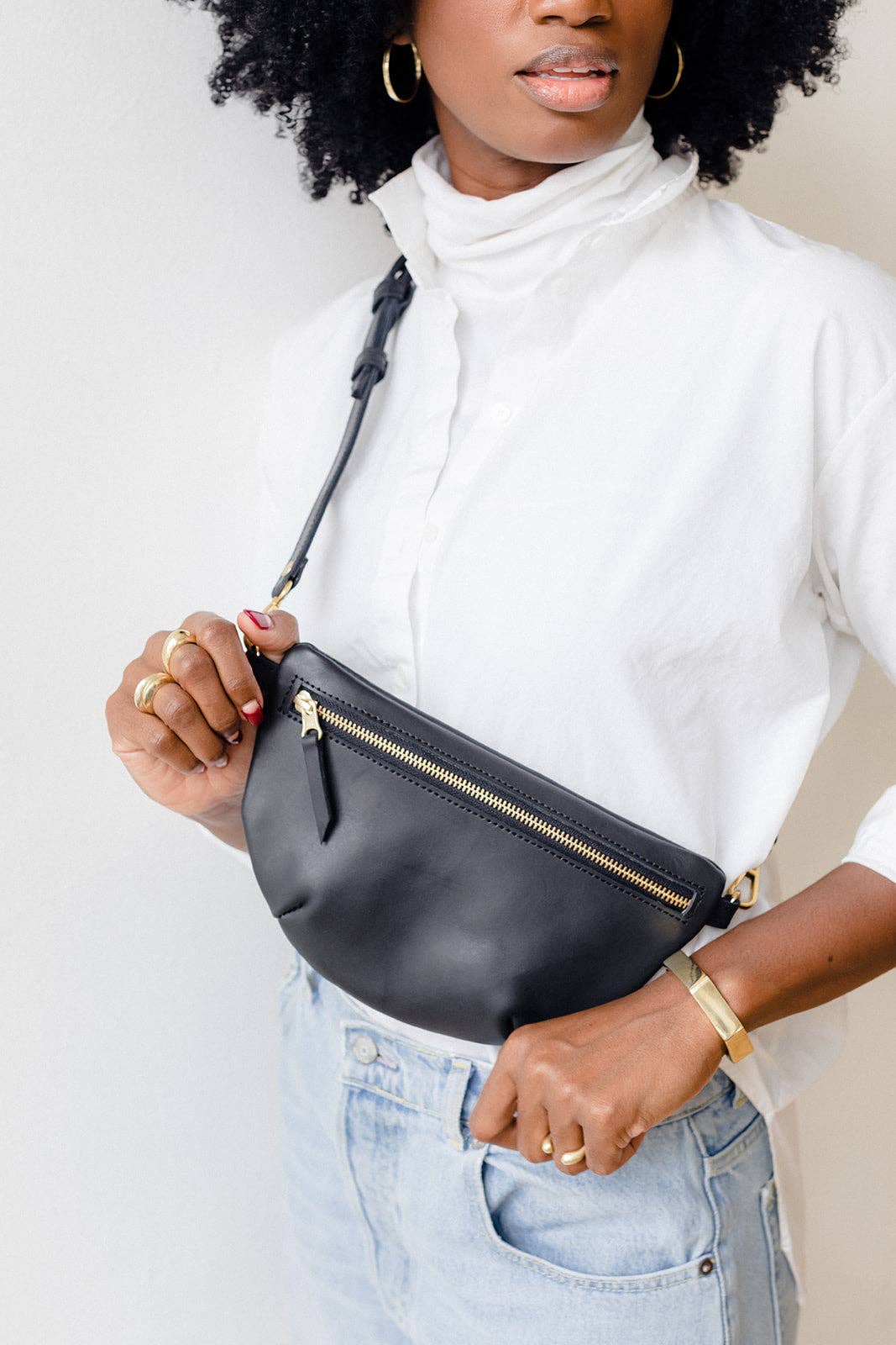 Sling Bag in Black