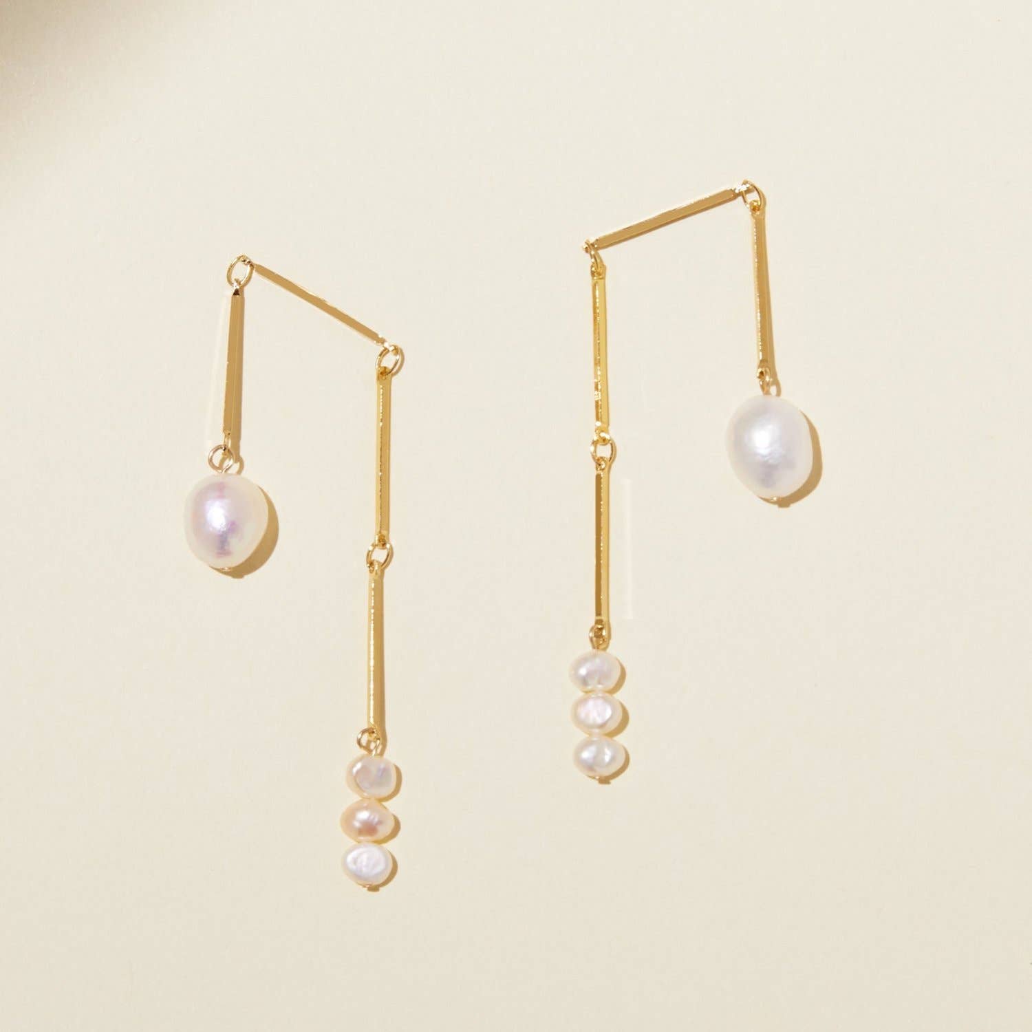 Pearl Bar Chain Earrings