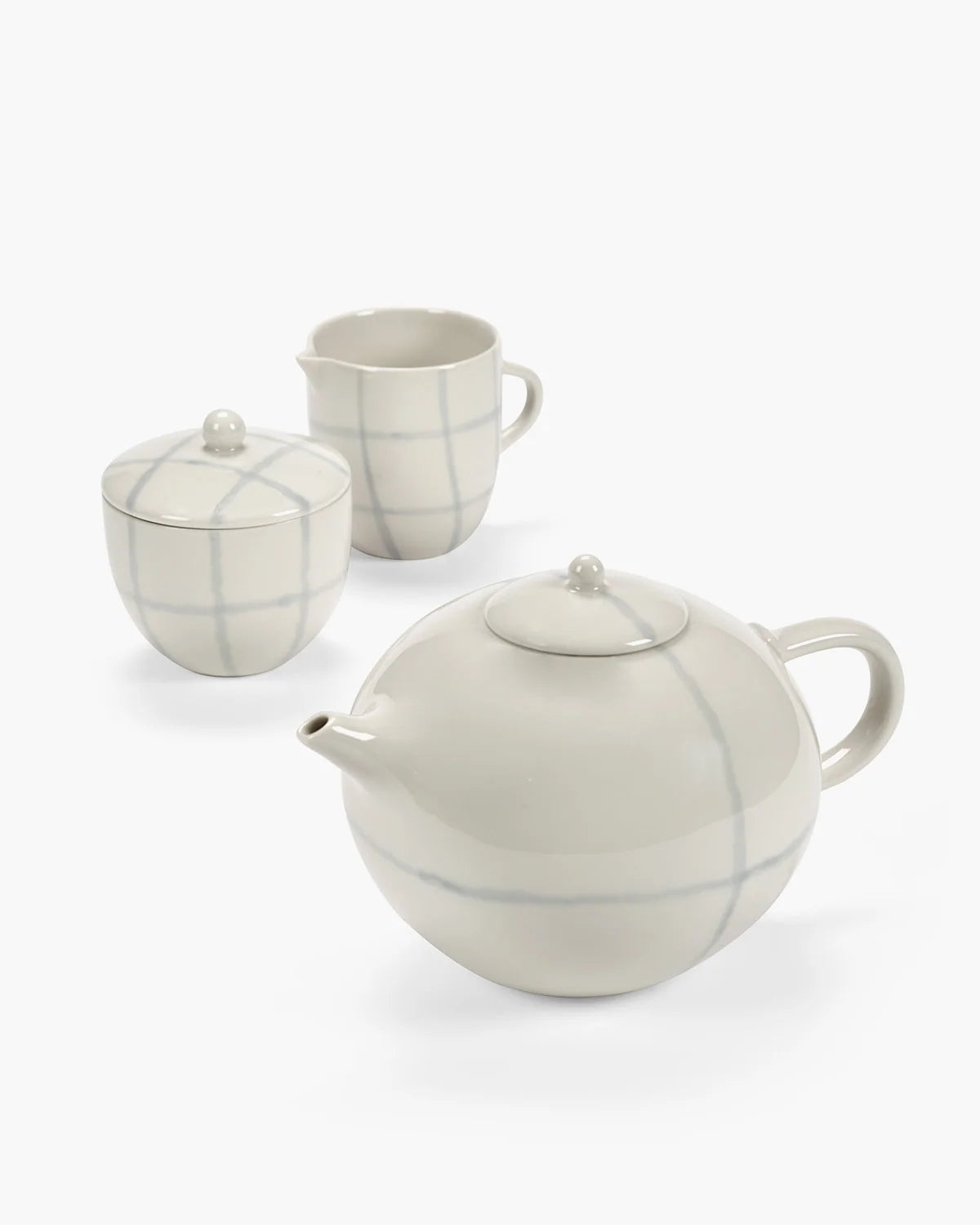 Zuma teapot with the Serax Zuma milk jug and sugar bowl