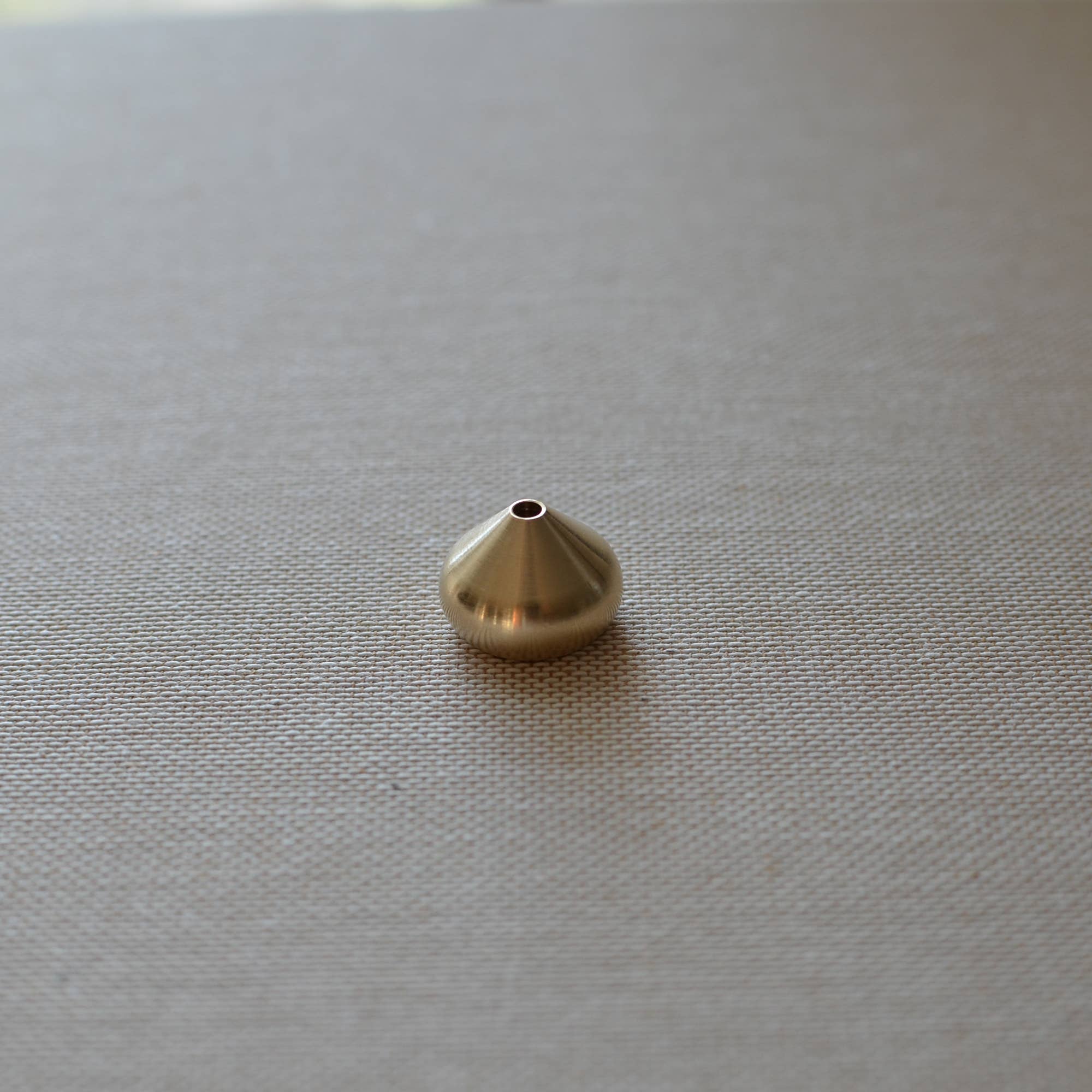 [Burning Ritual] Brass WaterDrop Shape Incense Holder Medium